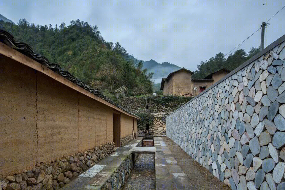 村民和游客共享的山茶油制作工坊-10