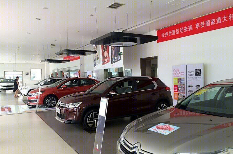 雪铁龙 4S 店 | 城市融合商业文化的舞台-4