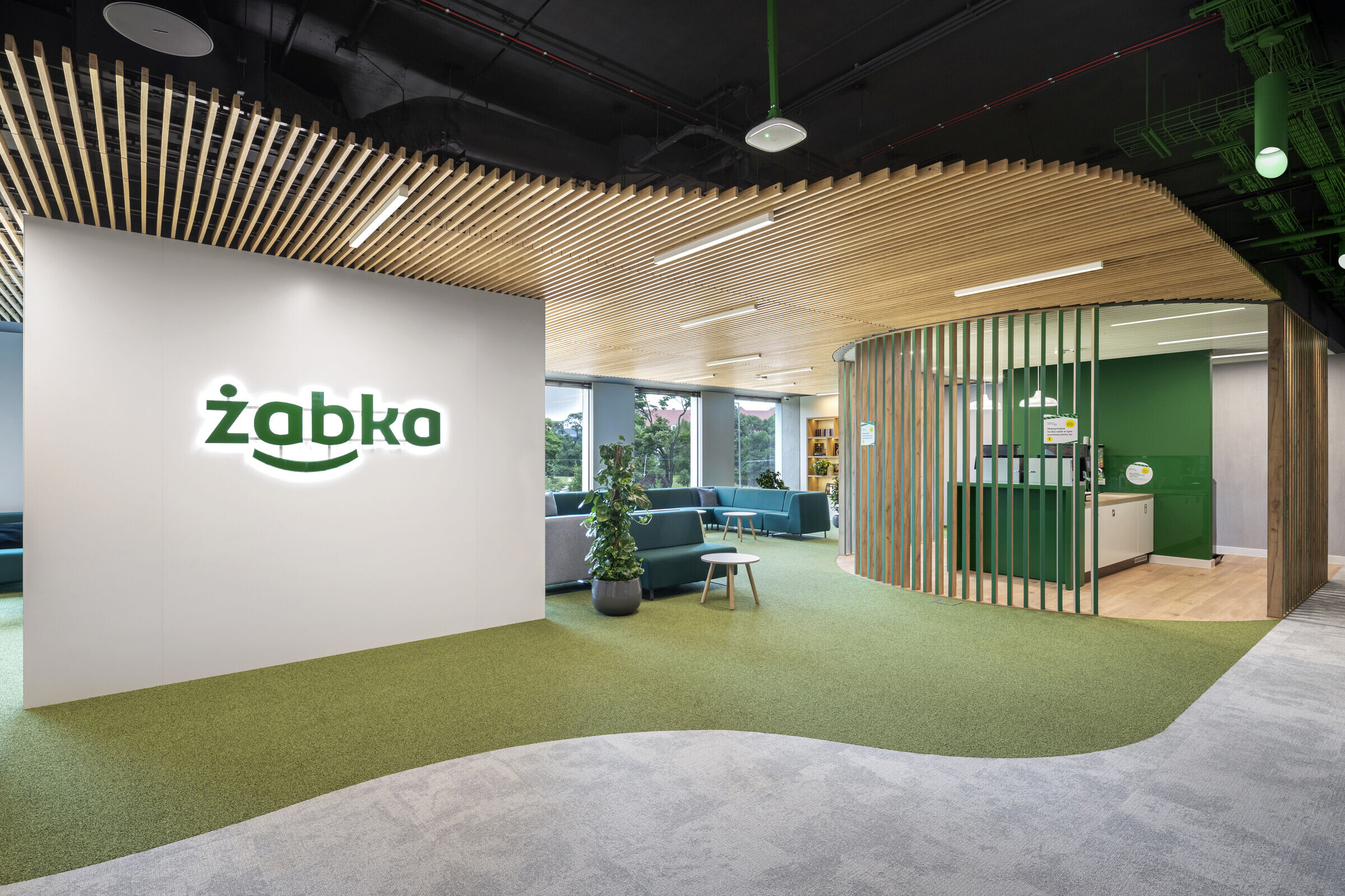 绿色生态的现代办公室设计ŻABKA 波兰 Poznań 办公室丨Trzop Architekci-22