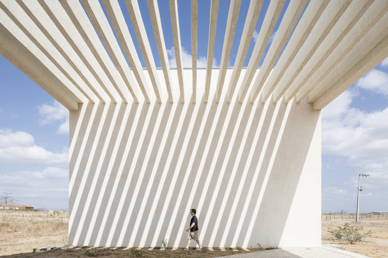 巴西联邦大学行政楼 · 封闭与开放的完美交融丨Rede Arquitetos-23