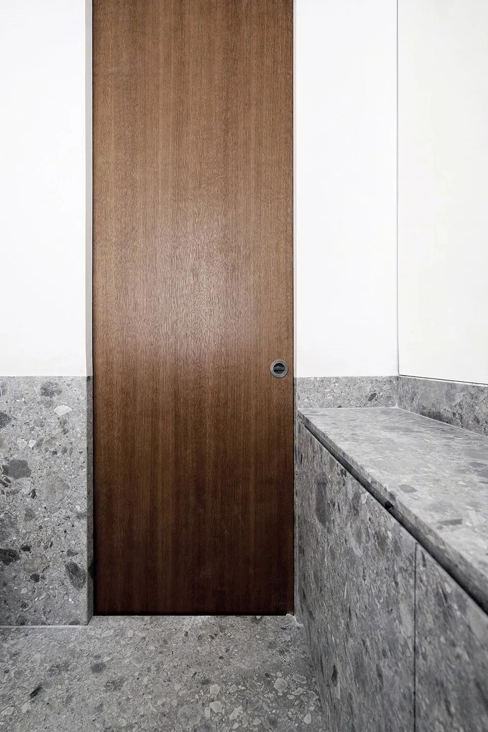 博洛尼亚 P420 公寓 | 木材石材演绎经典空间-29