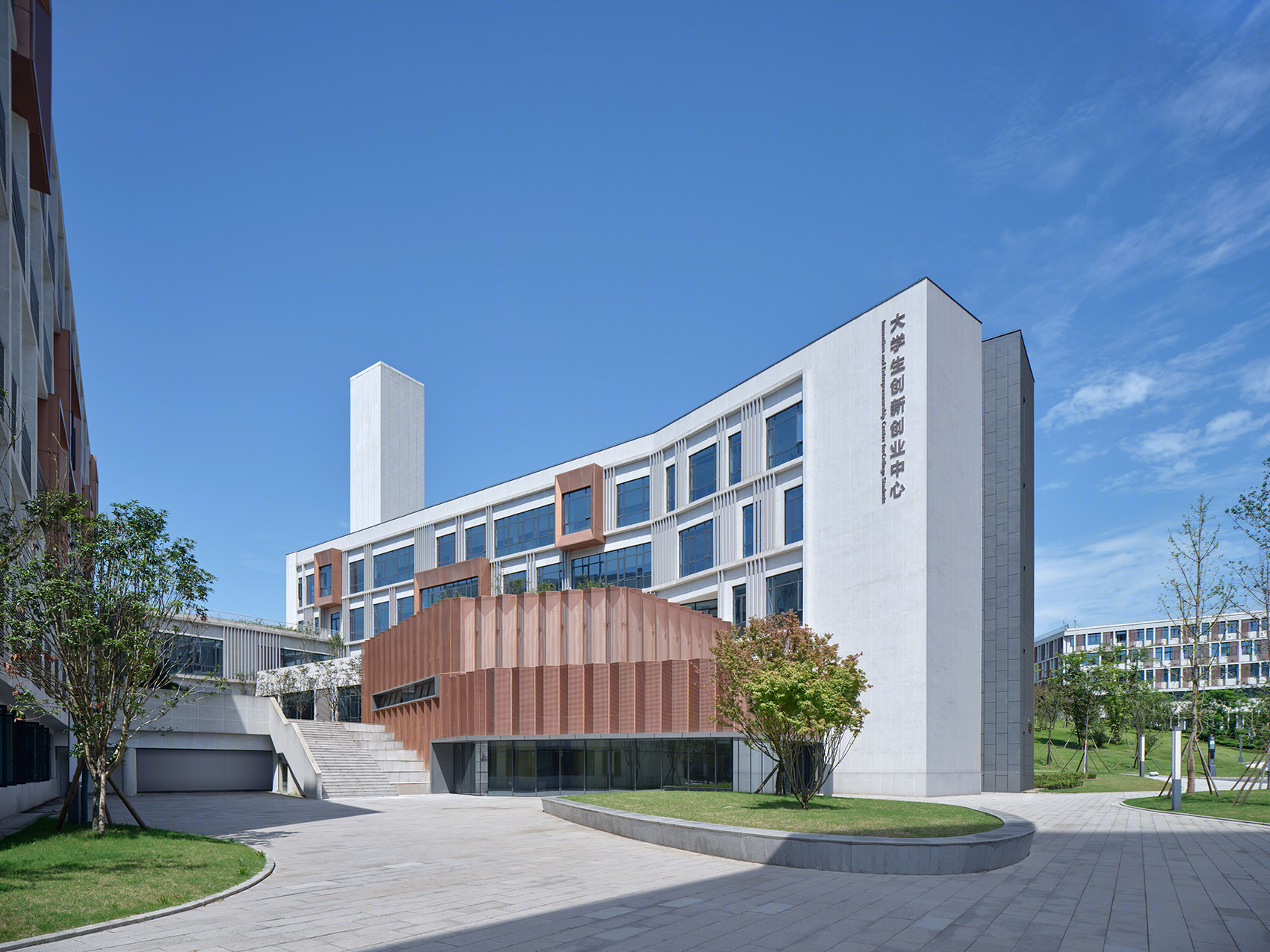 四川外国语大学成都学院宜宾校区丨中国宜宾丨TJAD-23