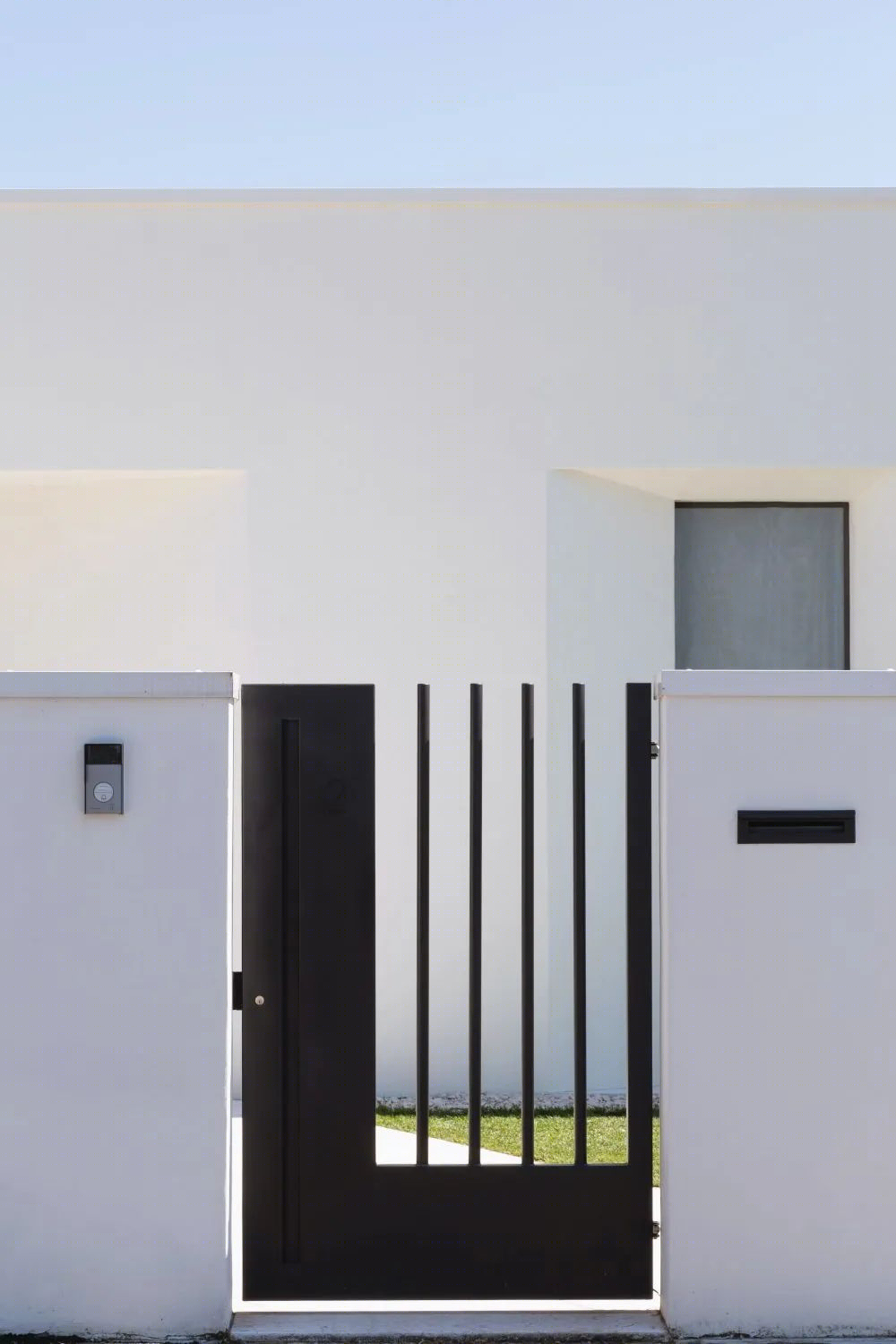 意大利 Casa Ora 泳池庭院大宅,极简设计展现生活品质-54