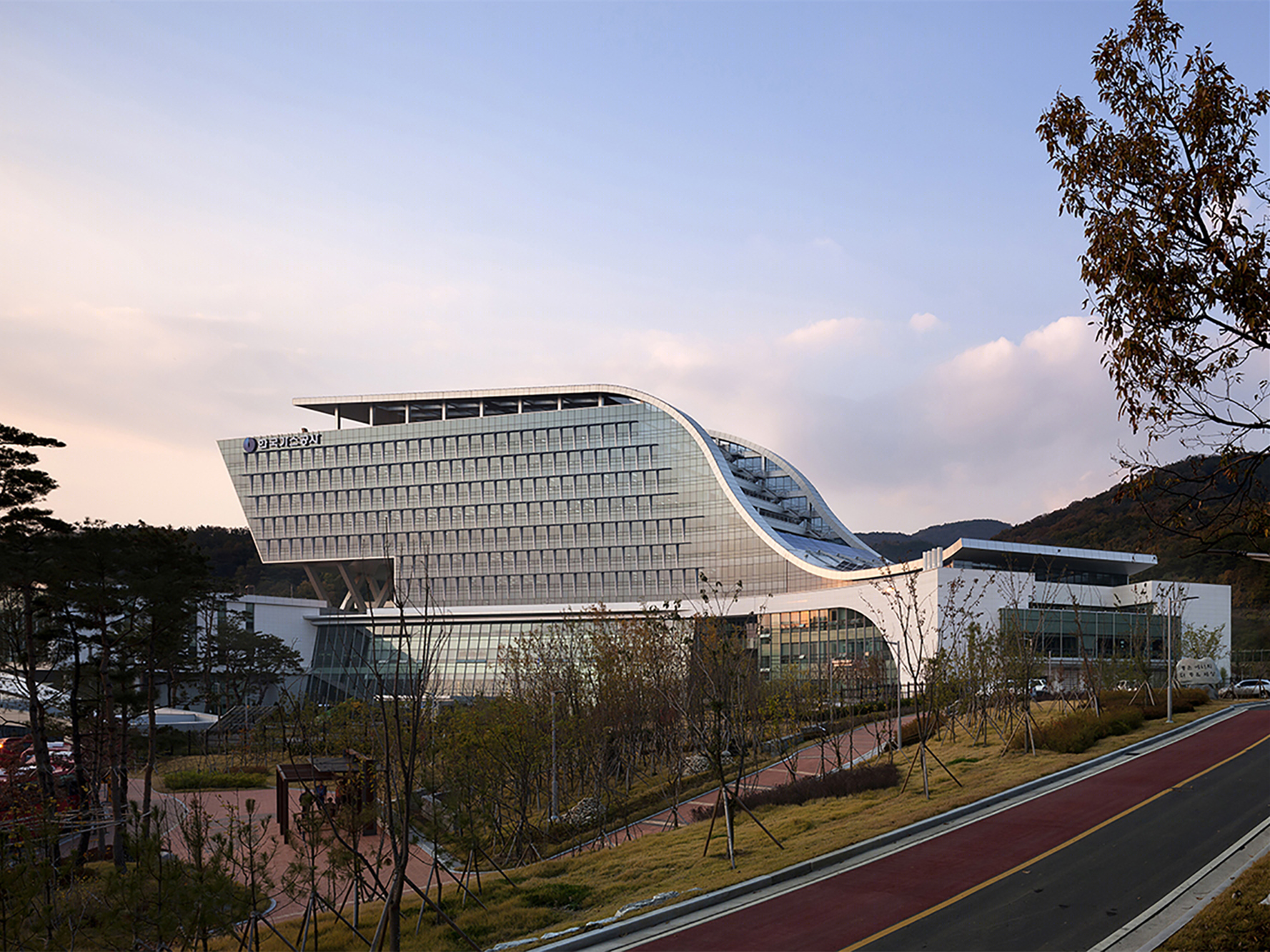 韩国电气公司总部丨Samoo Architects & Engineers-7