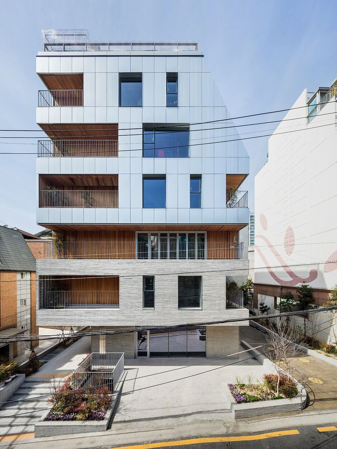 首尔“11 Terrace” · 打造与街道互动的办公空间-54
