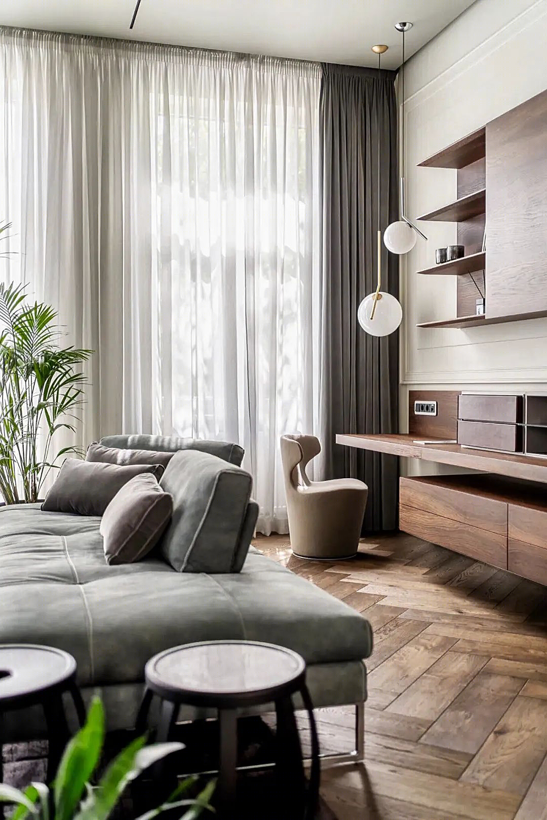 35 点美国国债丨乌克兰利沃夫丨Replus 设计局-4