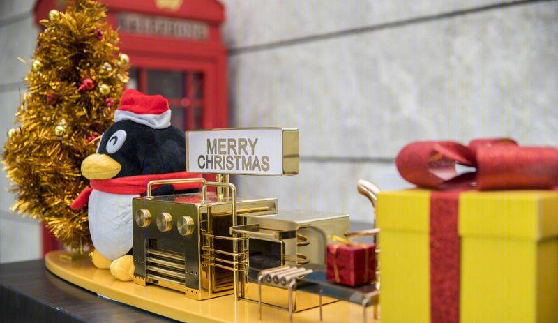 腾讯大厦 2018 圣诞“礼物工厂”美陈设计-19