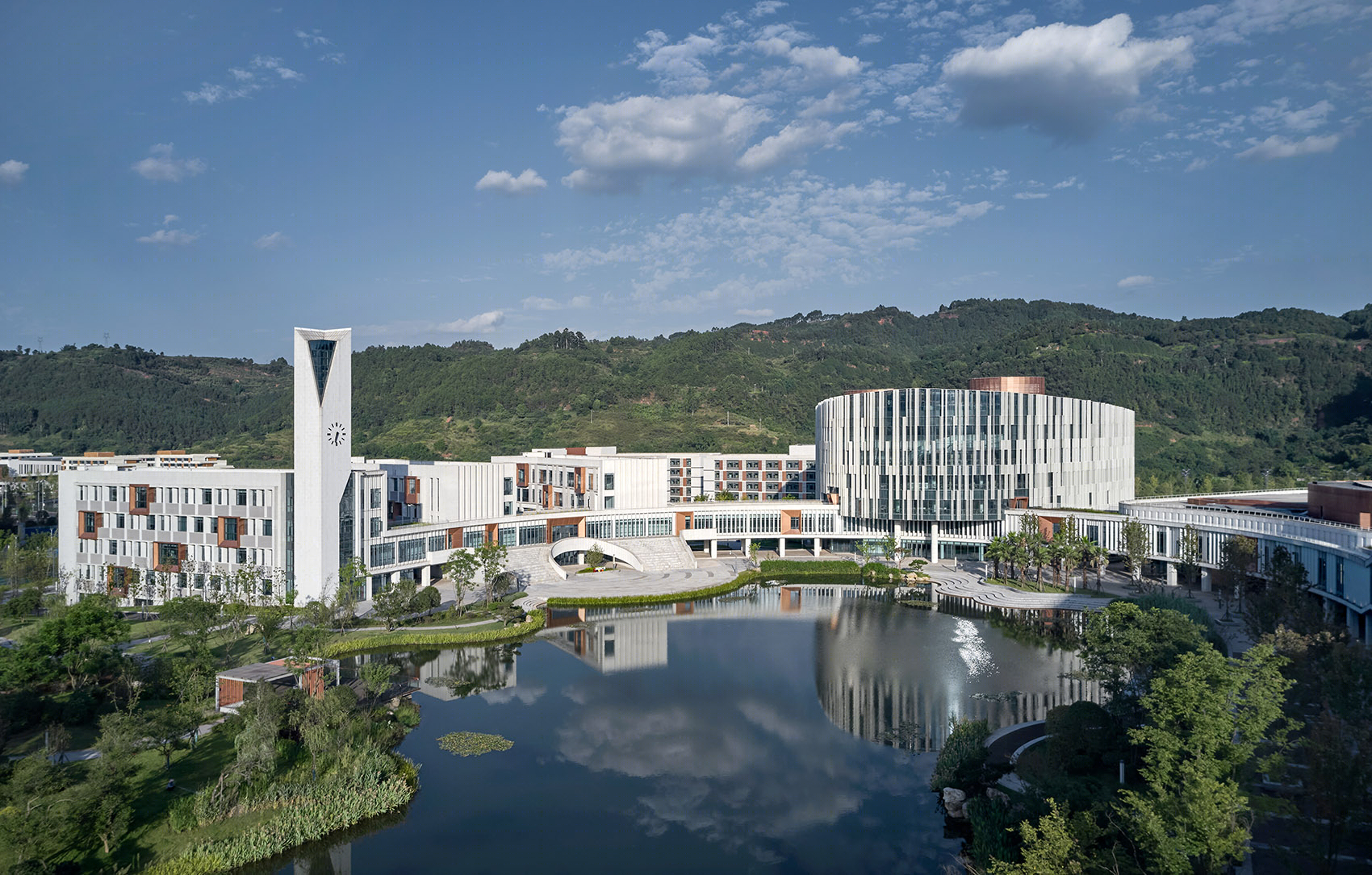 四川外国语大学成都学院宜宾校区丨中国宜宾丨TJAD-28