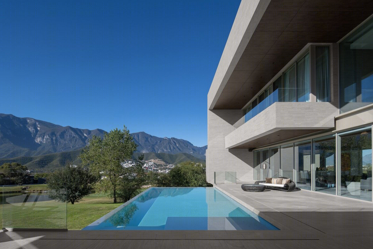 墨西哥 M+B Residence | 玻璃与线性设计的奢华独栋住宅-11