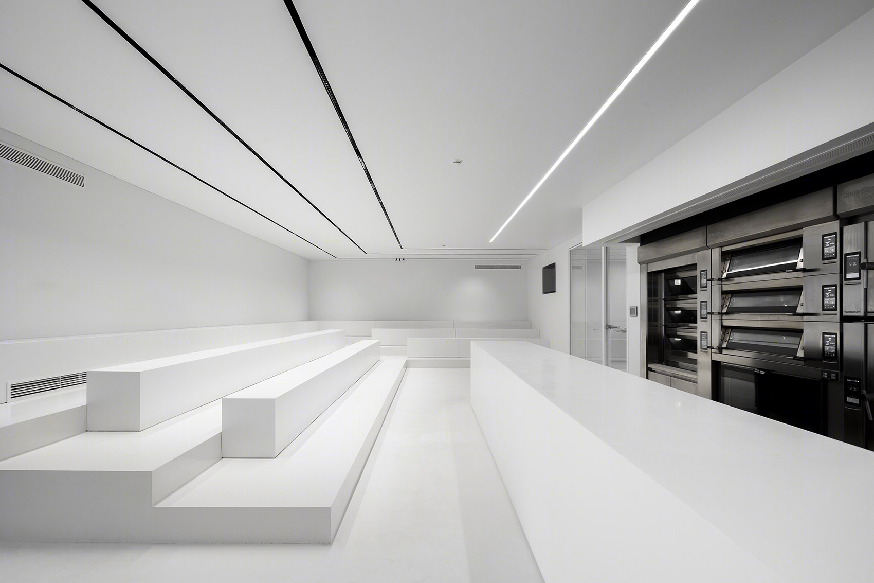 Ramalhos 办公空间改造丨葡萄牙丨Ivo Tavares Studio-120