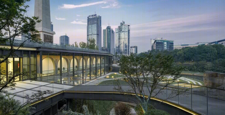 重庆大数据智能化展示中心,旧建筑改造的典范-11