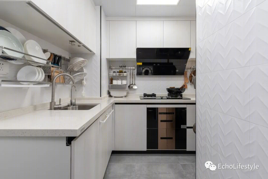 55 平米住 5 口人，全屋收纳空间等于 100 个登机箱！-35