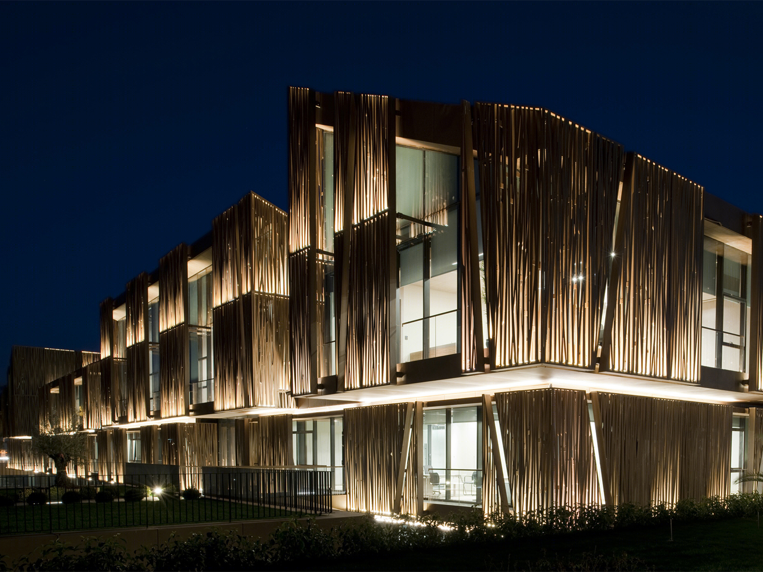 Tabanlıoğlu Architects丨别墅丨土耳其Selcuk Ecza总部-11