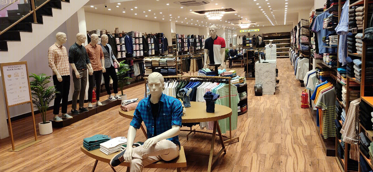 Anastasiya Gushchina丨服装店丨LP-VC Airport Road NSO-5