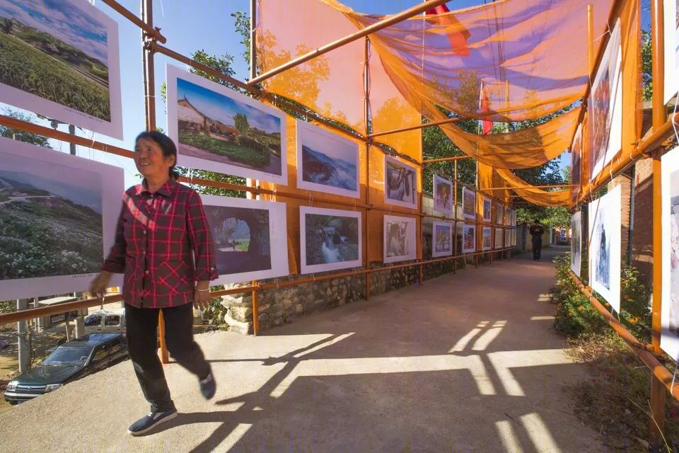 石城子村临时展廊-18