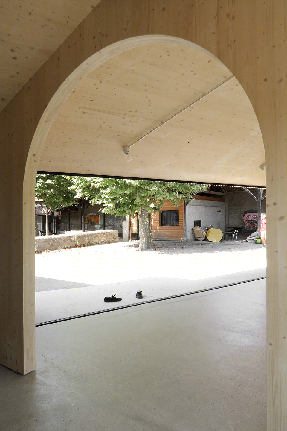 法国简约木结构学校食堂扩建 | 自然融合，功能完善-17
