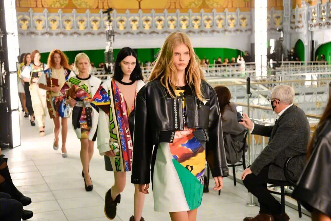 巴黎百年地标重生 · 全球第五家 LVMH 白马庄园亮相丨法国巴黎丨妹岛和世的建筑事务所-56