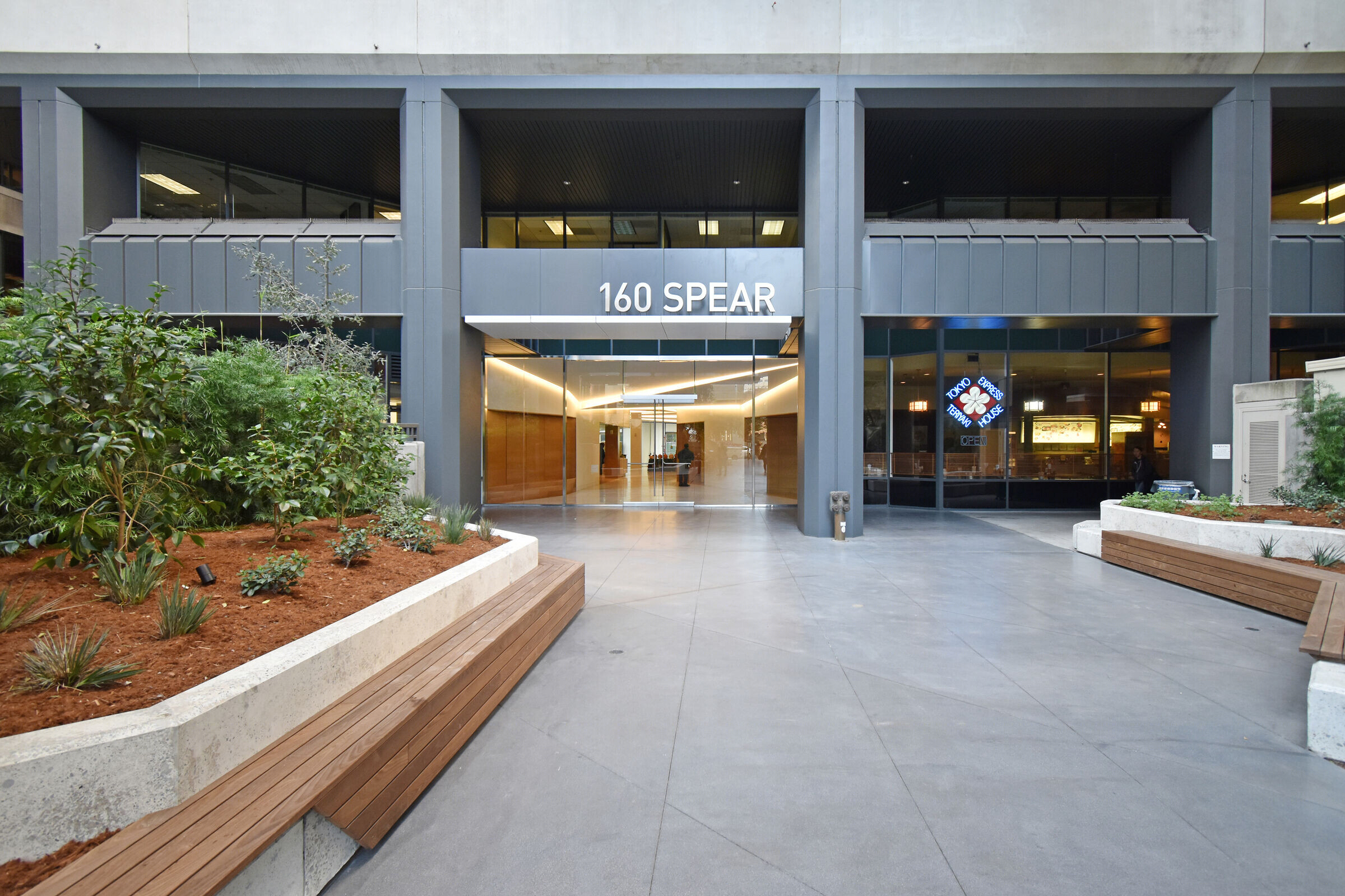重塑 160 Spear 街大楼公共区域，呈现活力四溢的公共空间-8