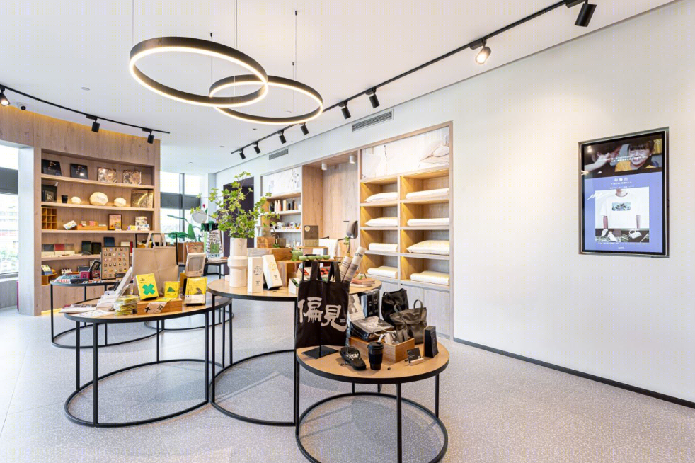 上海爱琴海亚朵 S 酒店，跨界新玩法颠覆传统-82