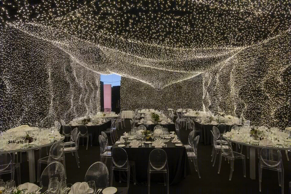 星际穿越餐厅 | 时空交织的奇幻空间-14