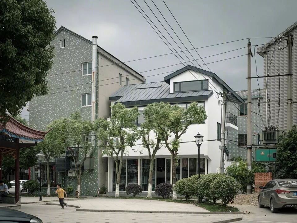 浙江西周李宅 | 生活化邻里关系的空间呈现-10