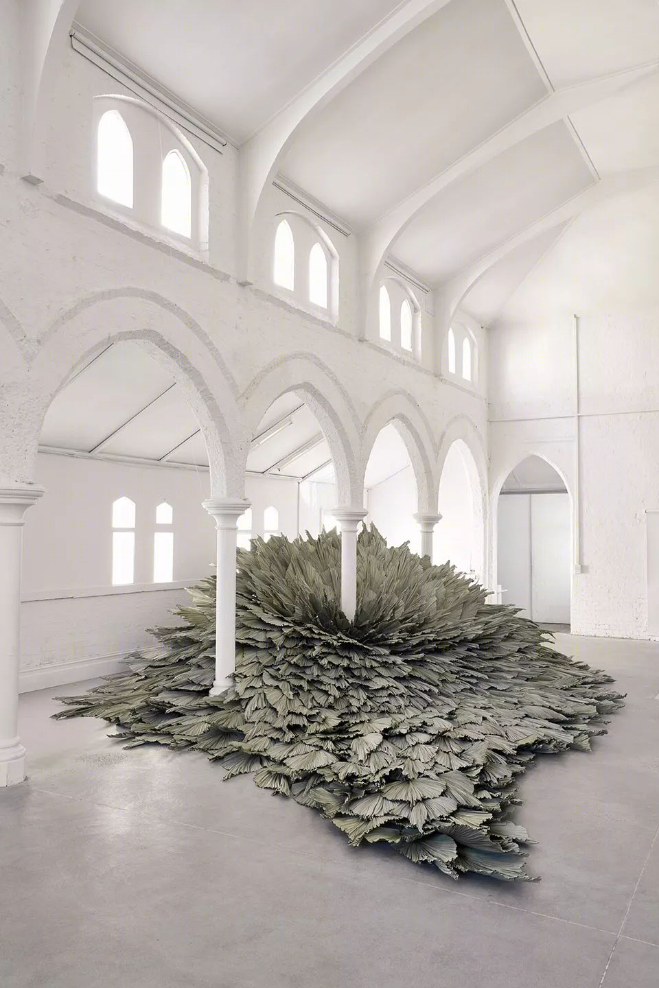 Proximity 艺术装置 | 自然与建筑的共生对话-9