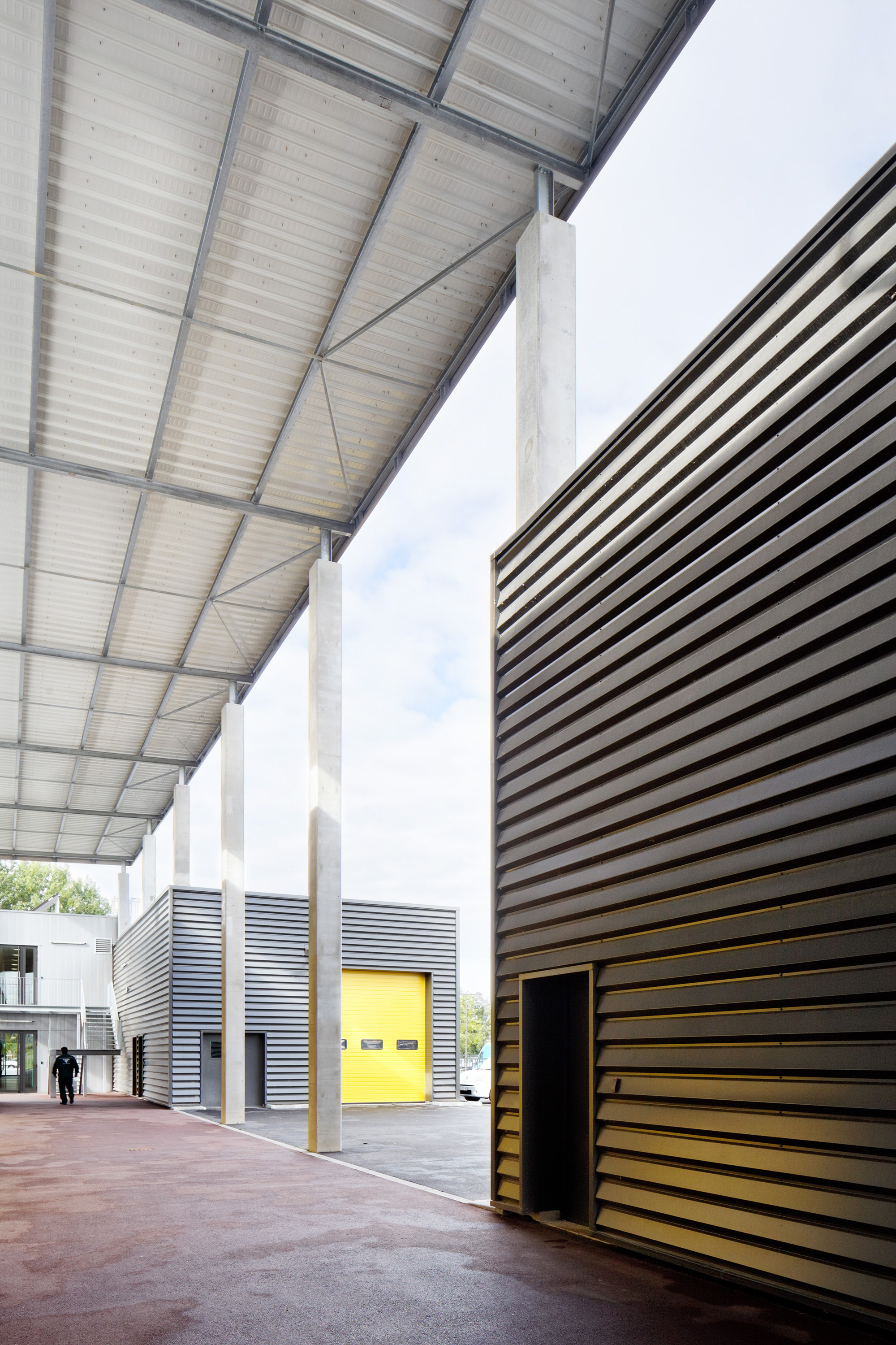 法国瓦德勒伊市技术中心丨STUDIOS Architecture-30