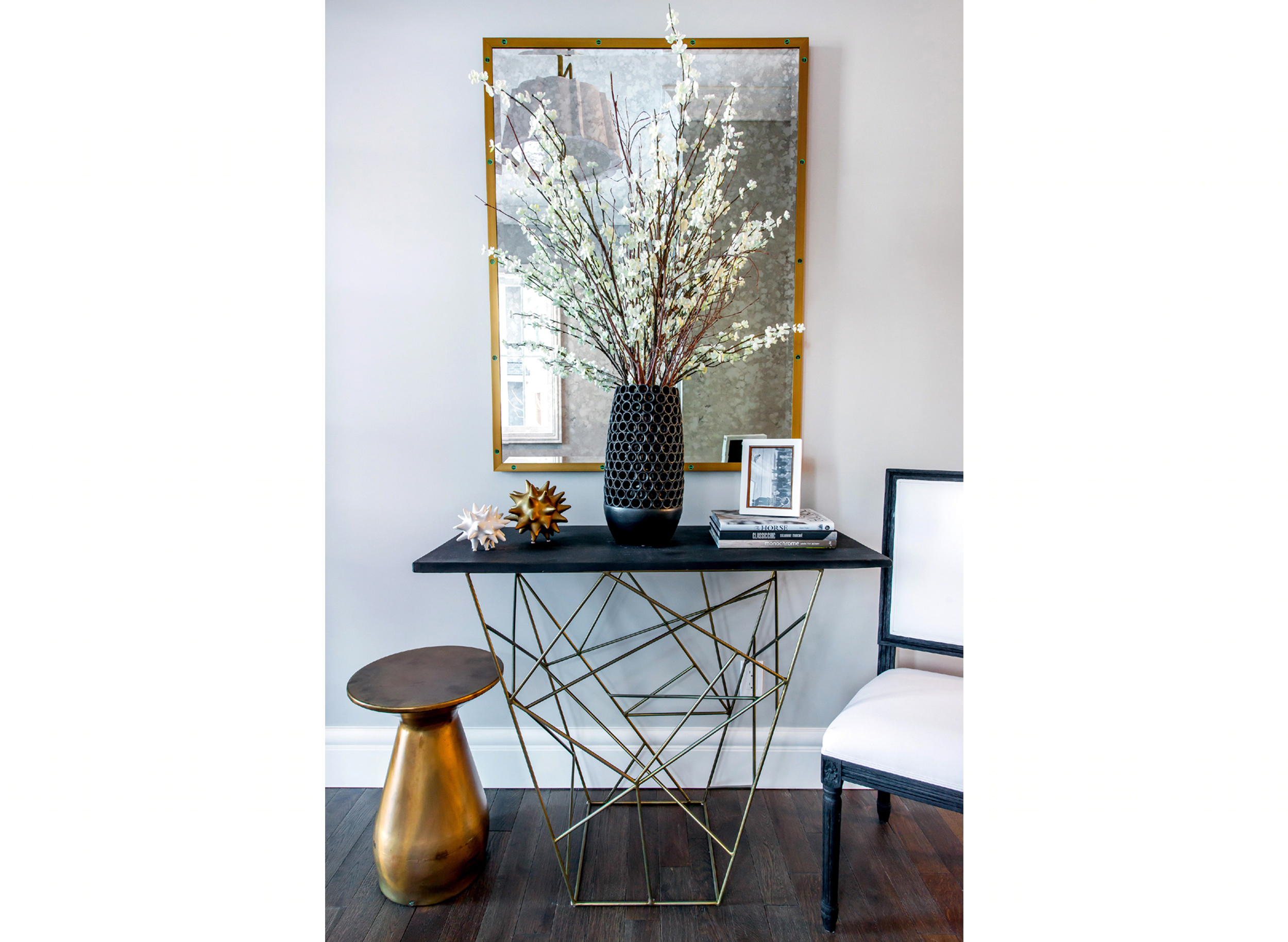 HOSPITAL HOME LOTTERY SPRING 2015 Atmosphere Interior-4