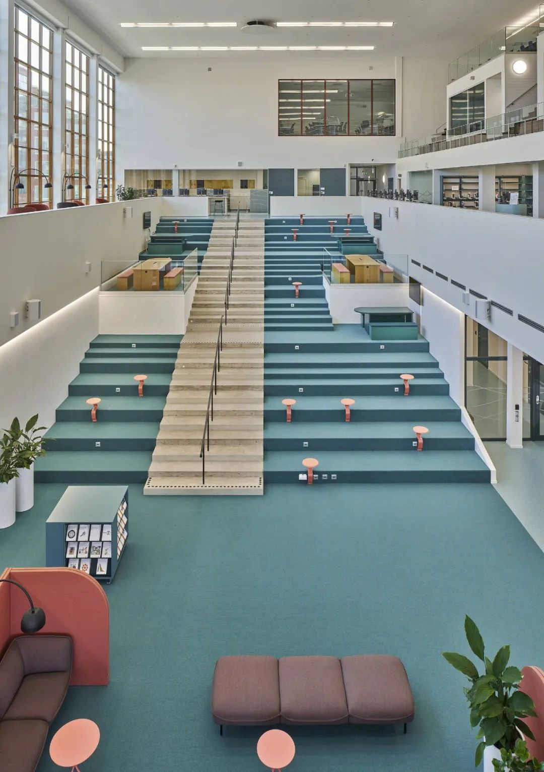 Mälardalen 大学 Eskilstuna 新校园丨瑞典丨丹麦 3XN 建筑事务所(建筑设计),AIX 建筑事务所(室内设计)-39