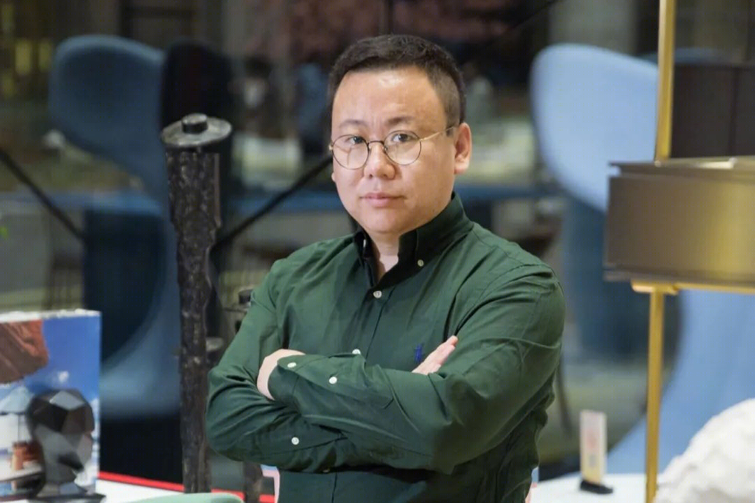 极简线条勾勒当代绅士心灵驿站-41