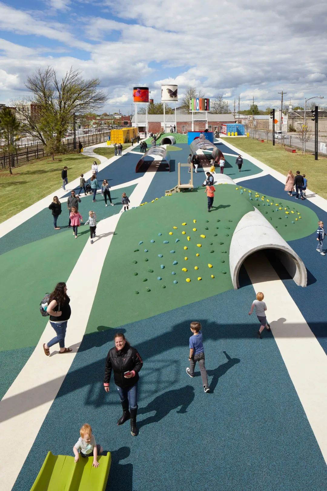 罗杰斯市中心公园丨美国丨Ross Barney Architects-3