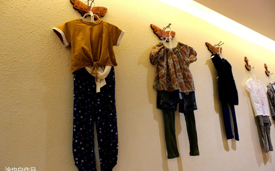 
儿童服装店 -16
