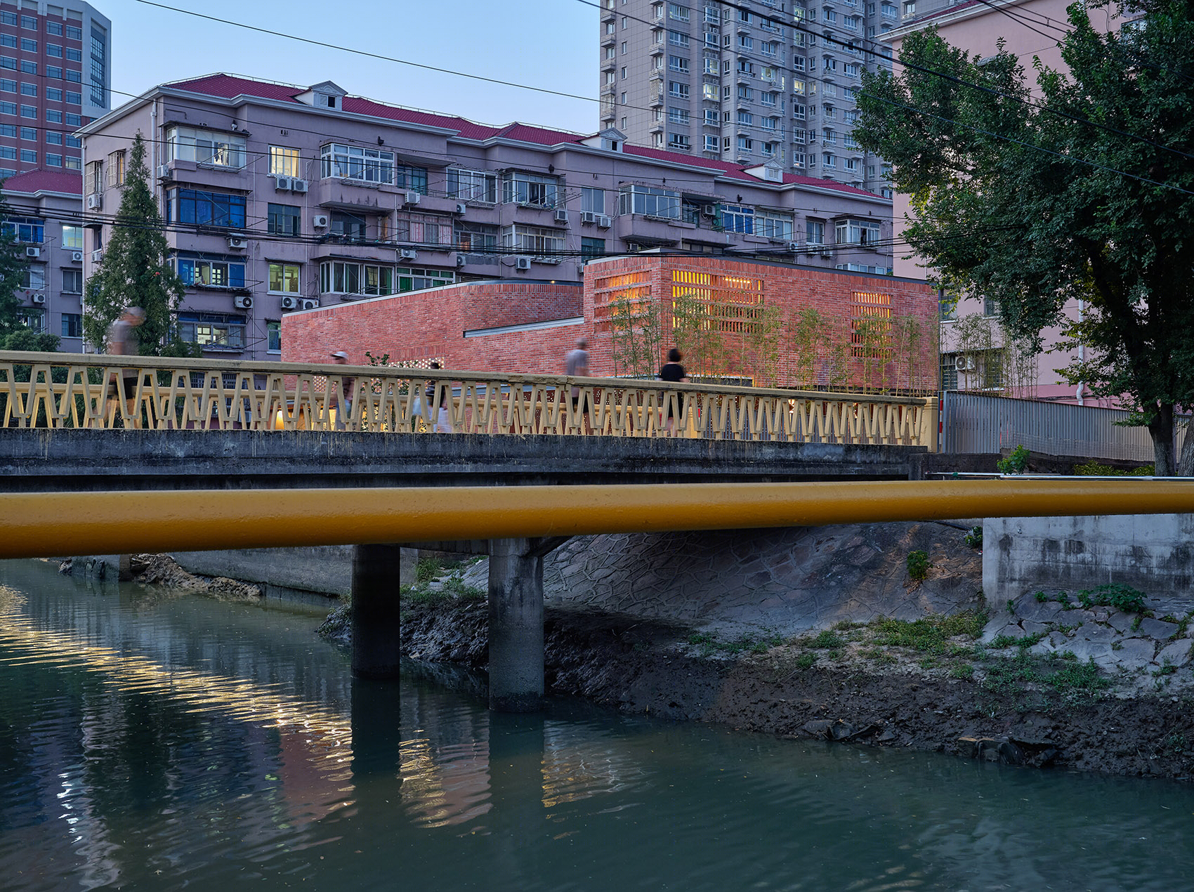 上海宾川路 502 号悦享老年食堂丨中国上海丨上海交通大学设计学院奥默默工作室-8