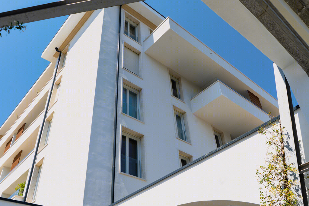 Anastasiya Gushchina丨公寓建筑丨Residenza delle Grazie, Monza - Real Estate Photography-0