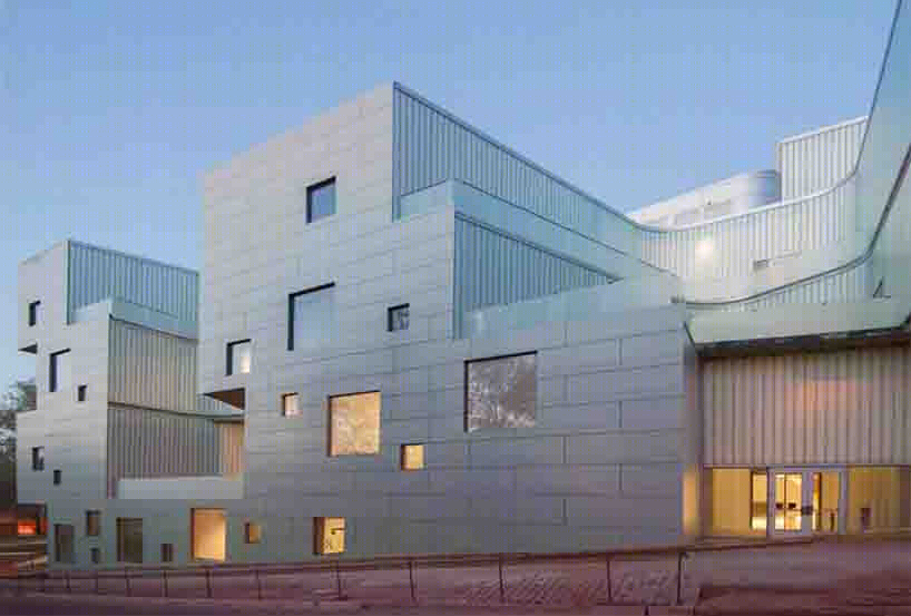 美国爱荷华大学新视觉艺术大楼-3