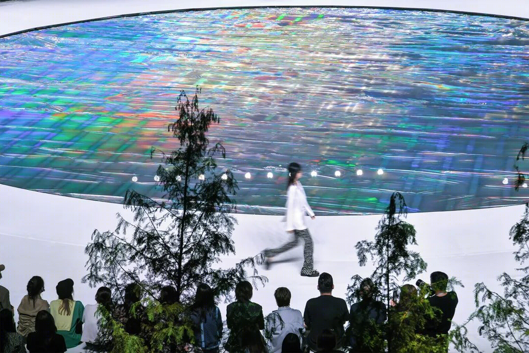 穹顶共振 · III VIVINIKO S,S 2022 SHOW丨中国上海丨DEVOLUTION 退化建筑-23