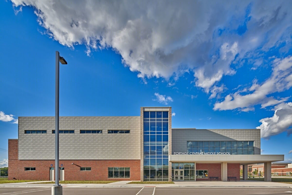 密歇根州 Portage Central Middle School丨美国密歇根丨Stantec 和 C2AE-8