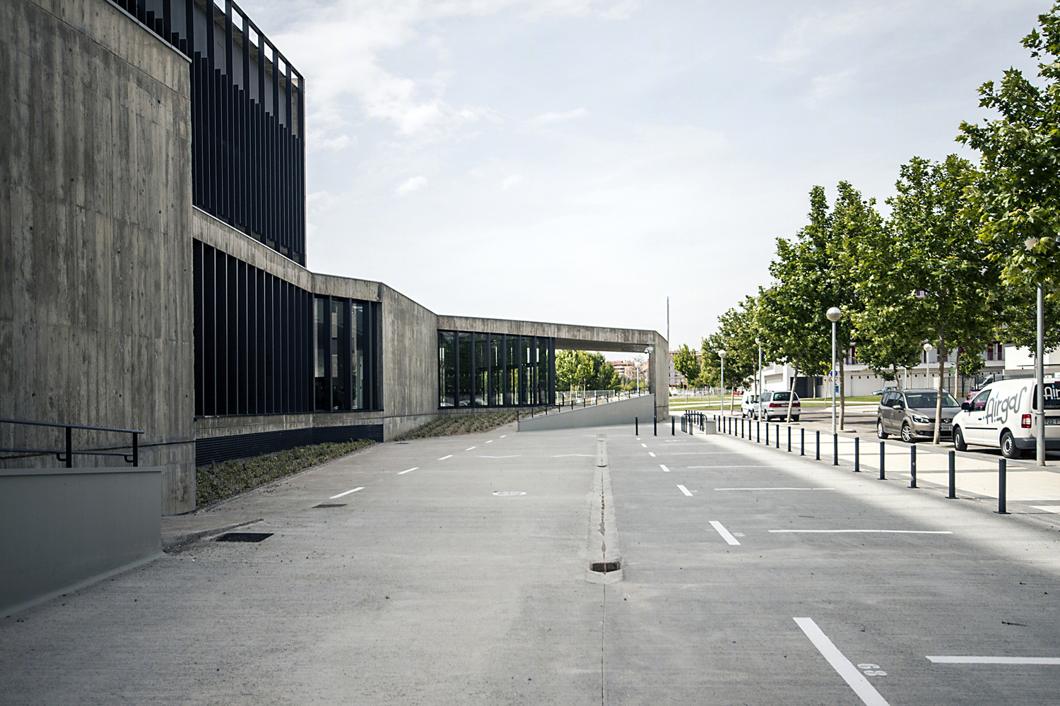 西班牙韦斯卡司法宫-13