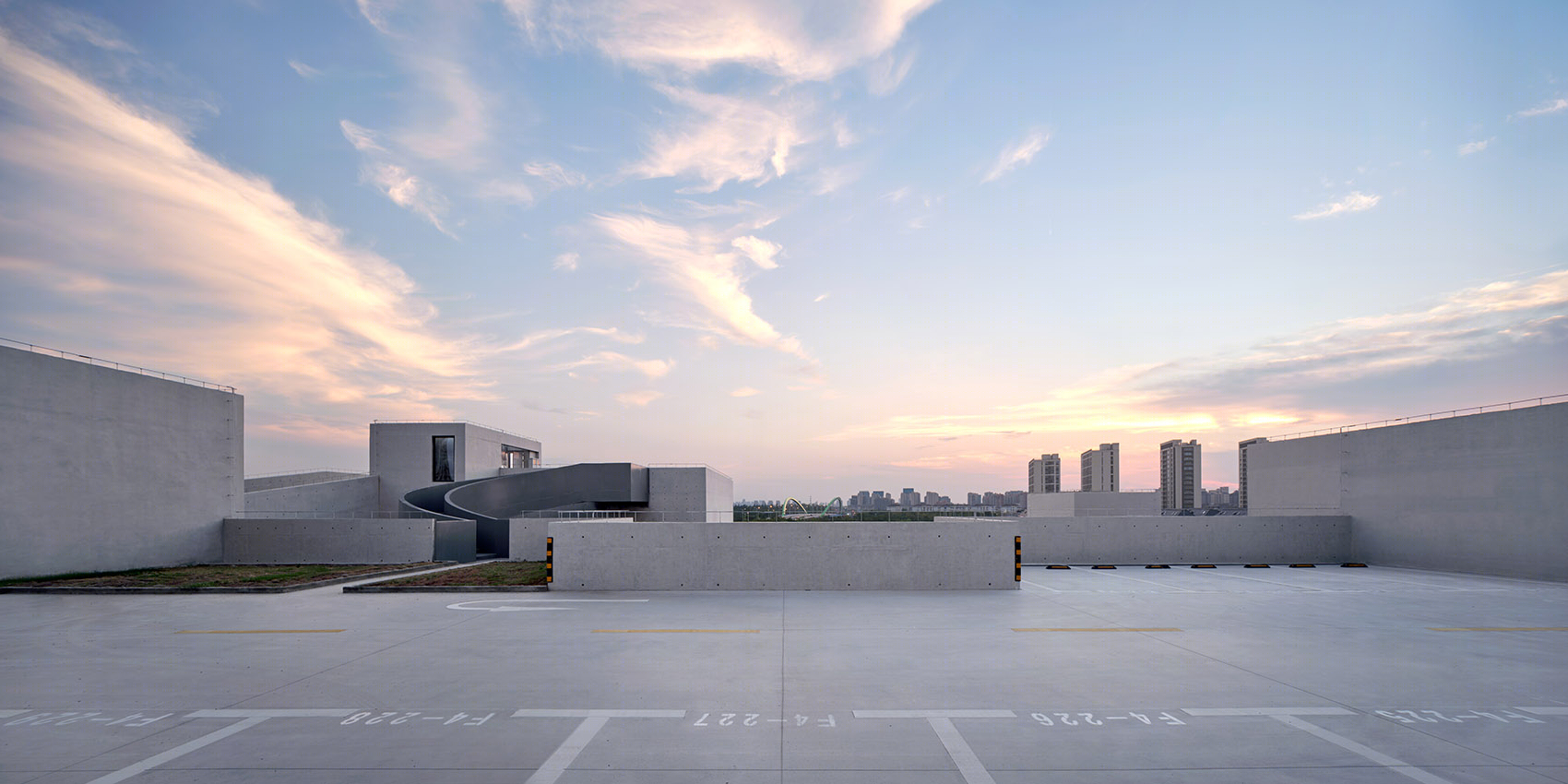 奉贤37A03A地块停车场库丨中国上海丨同济大学建筑设计研究院(集团)有限公司原作设计工作室-51