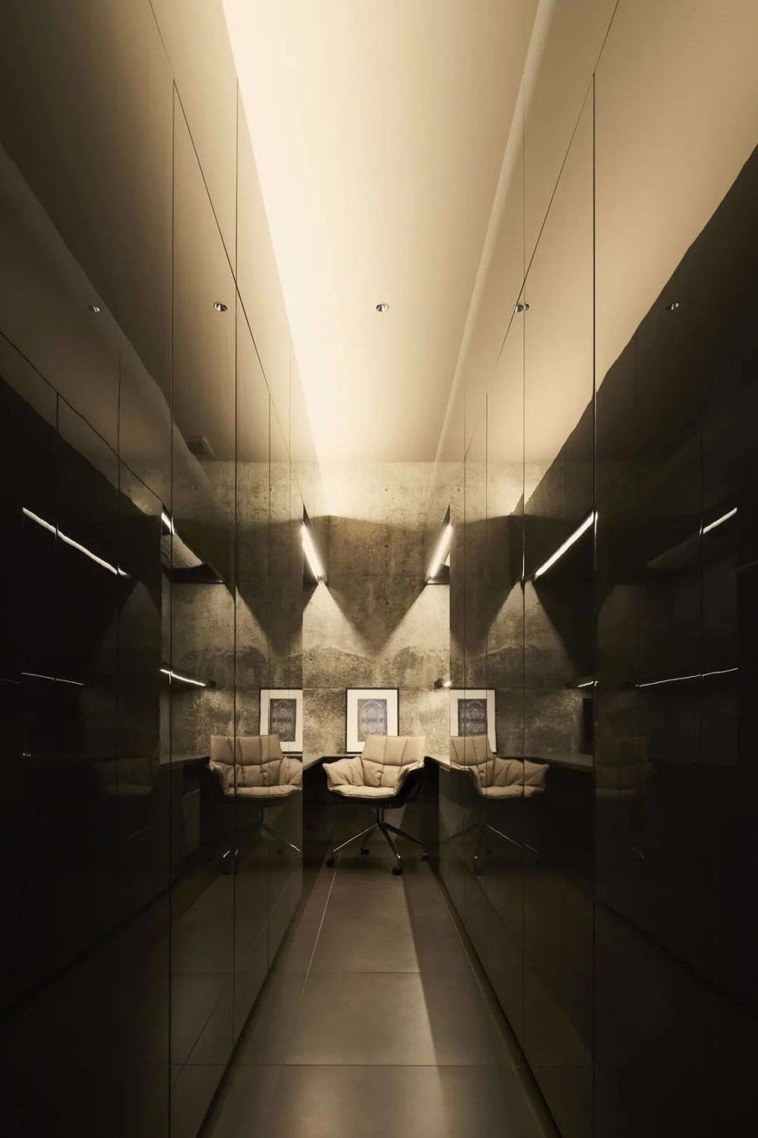 关东 270㎡野兽派美学住宅丨日本丨Apollo Architects & Associates-1