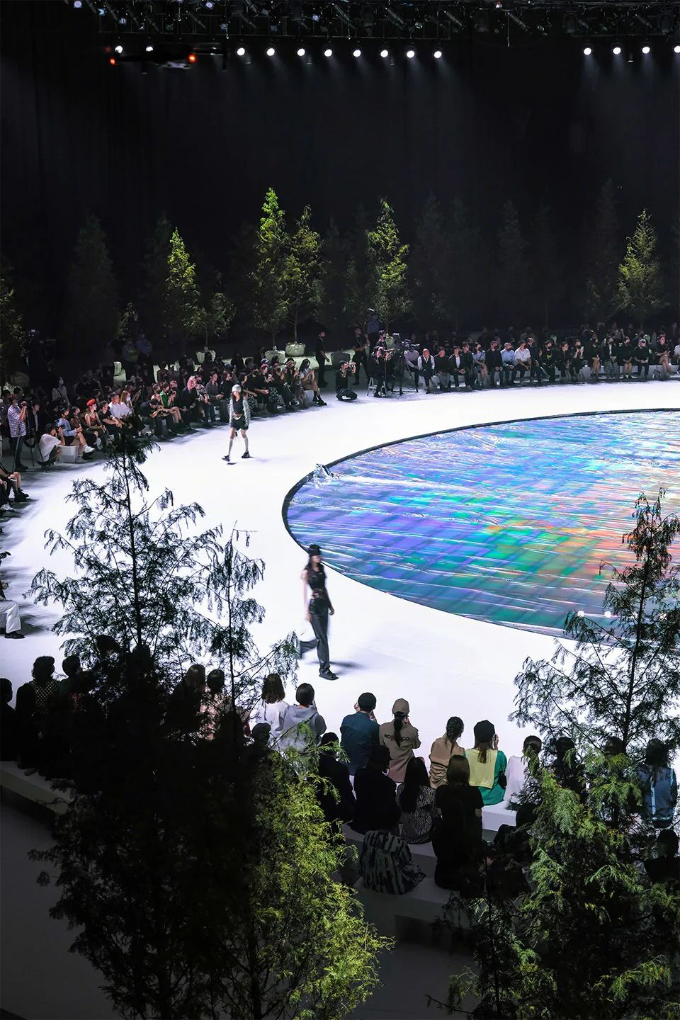 穹顶共振 · III VIVINIKO S,S 2022 SHOW丨中国上海丨DEVOLUTION 退化建筑-26