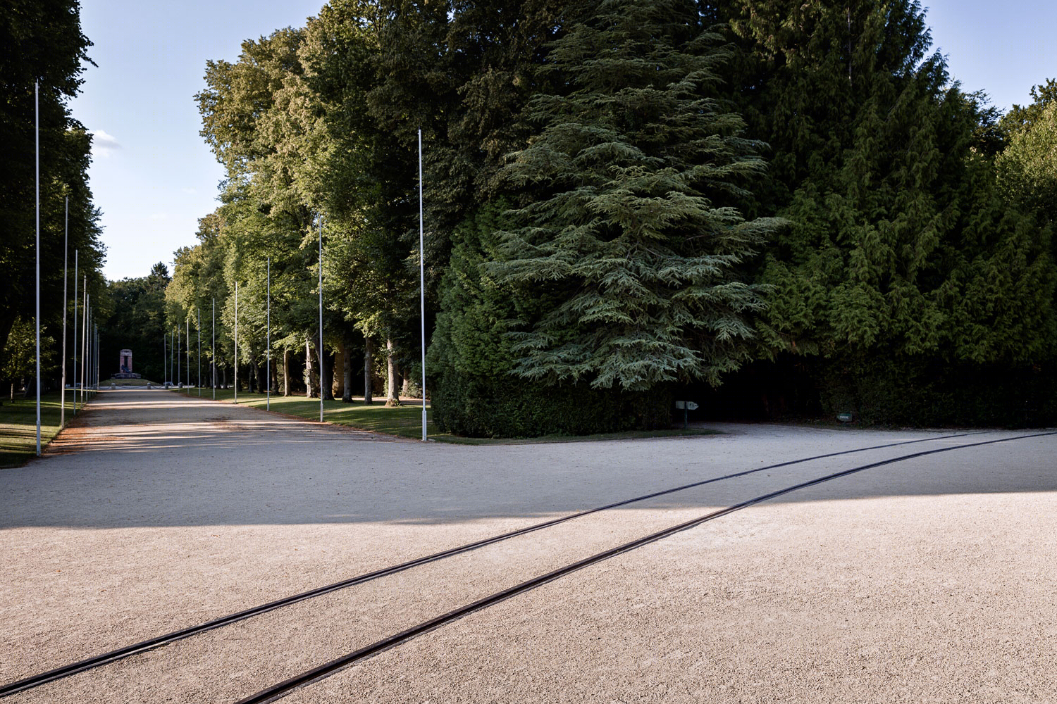 法国和平花园 | 反思与庆祝的景观艺术-19