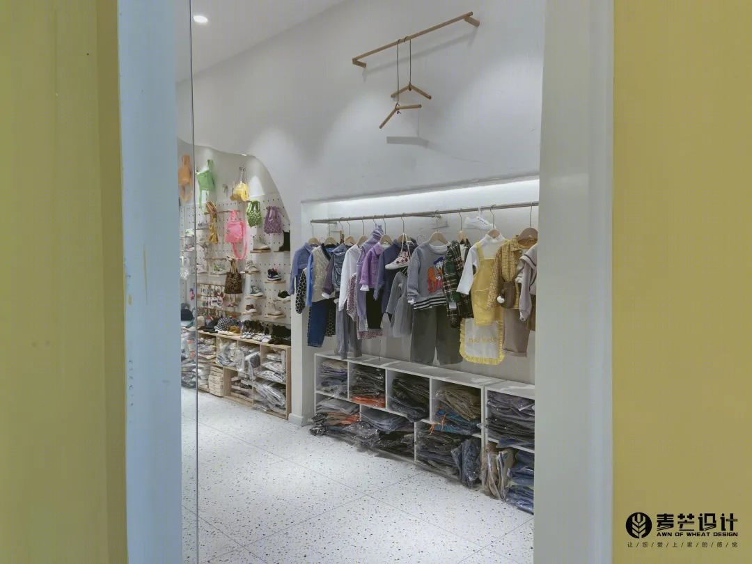 笑笑兔童装店-17