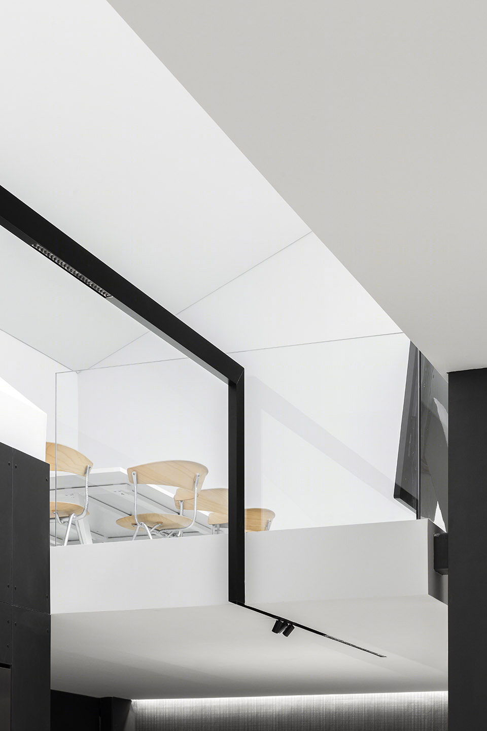 Ramalhos 办公空间改造丨葡萄牙丨Ivo Tavares Studio-38