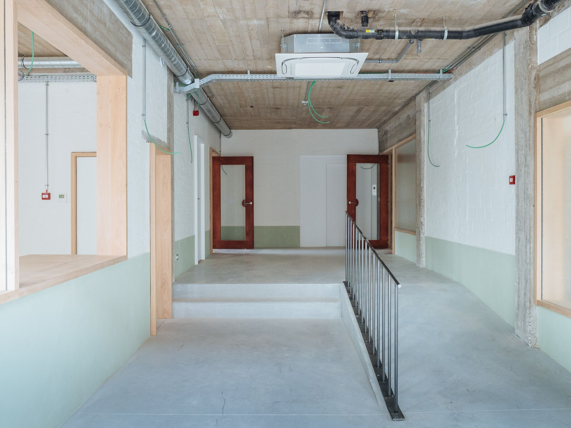 比利时协同办公与商店设计丨Studio Lauka-10