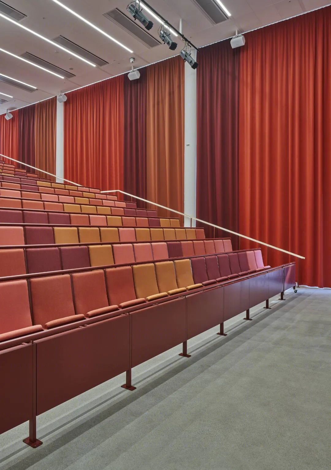 Mälardalen 大学 Eskilstuna 新校园丨瑞典丨丹麦 3XN 建筑事务所(建筑设计),AIX 建筑事务所(室内设计)-42