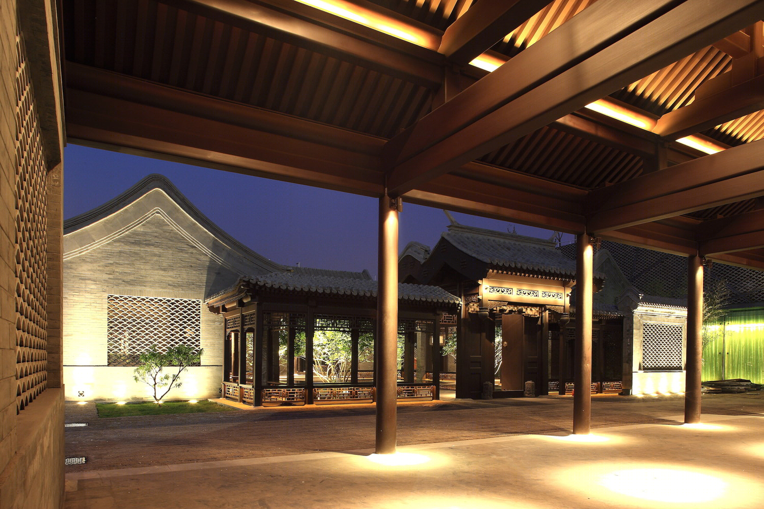 北京奥林匹克下沉花园 · “瓦院”传统与现代的完美融合-23