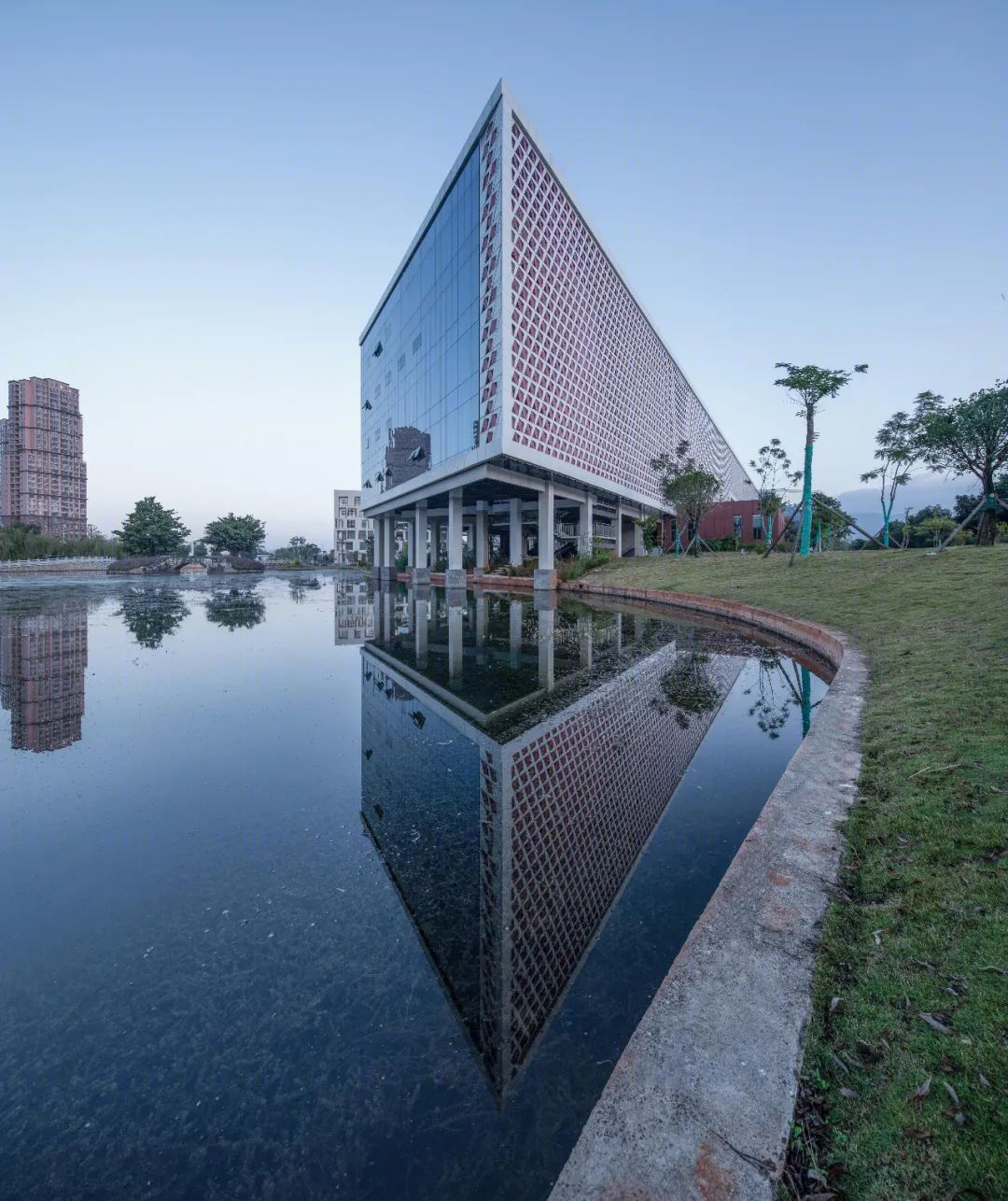 红河学院综合教学楼丨中国红河丨景森设计-14