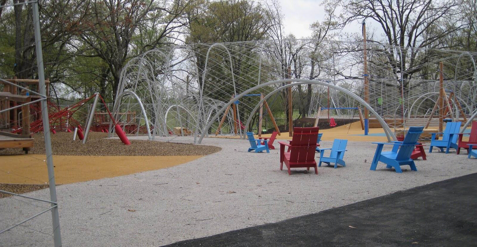 美国谢尔比农场公园 | 林地发现游乐场-11