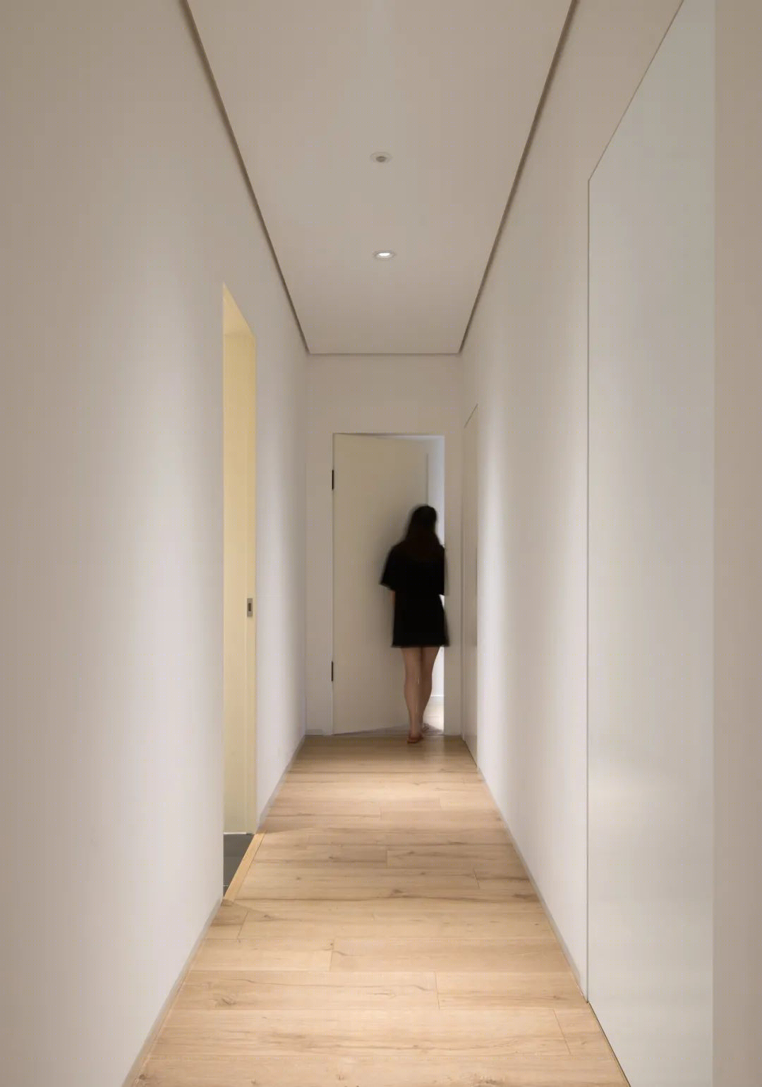 MUJI 风 135㎡二人居,黑白灰++ 温柔灯光,打造解压生活空间-3